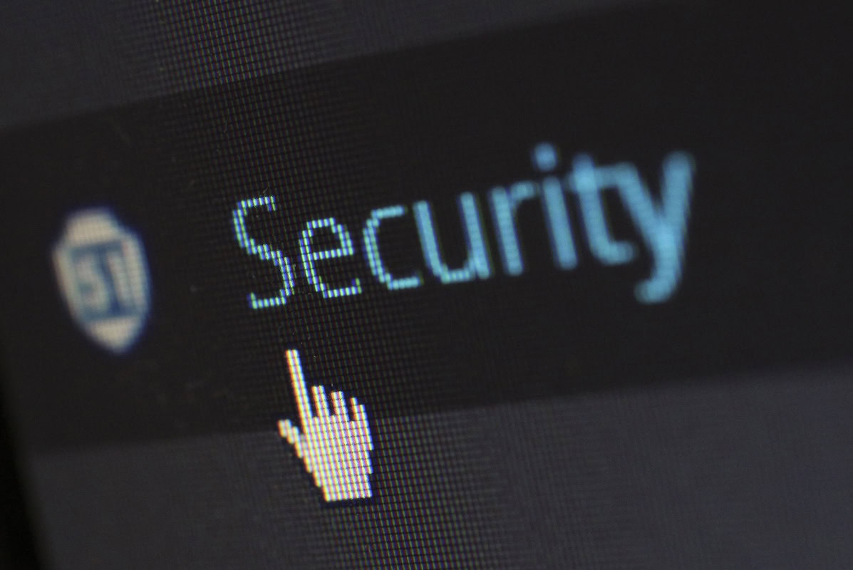 IT Security Trends 2025: 5 Priorities for Decision-Makers and Security Teams